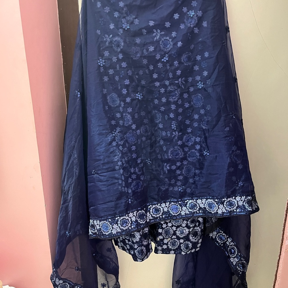 Designer heavy embroidery kurta set with long duppta! - Picture 7 of 16